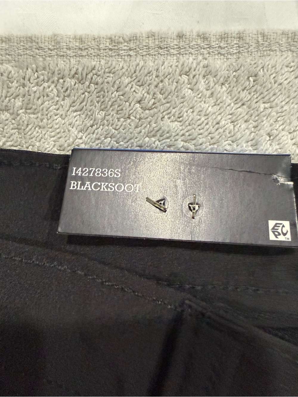 Mens shorts-new with tags - Picture 3 of 6